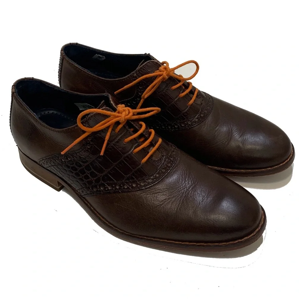 9 / Cole Haan Brown Oxfords with Orange Laces
